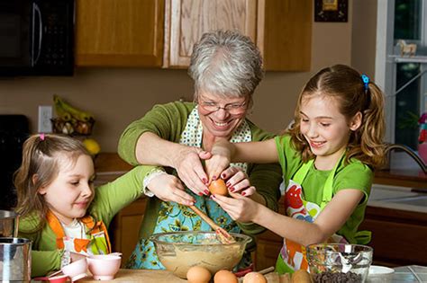 grandparent helping kids with their side hustle - Homeschool Mom Side Hustles